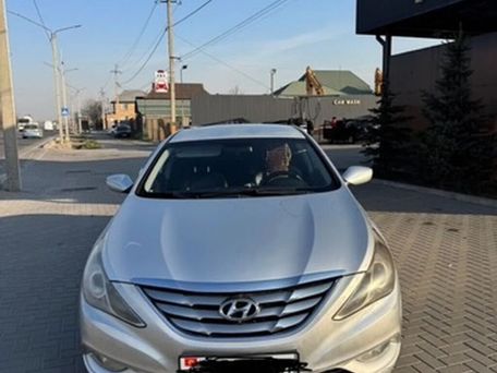 Hyundai Sonata, 2011