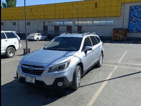 Subaru Outback, 2018 — фото 1