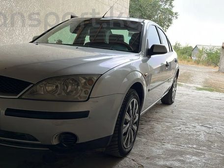 Ford Mondeo, 2002