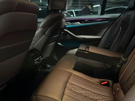 BMW 5 Series, 2021 — сүрөт 16