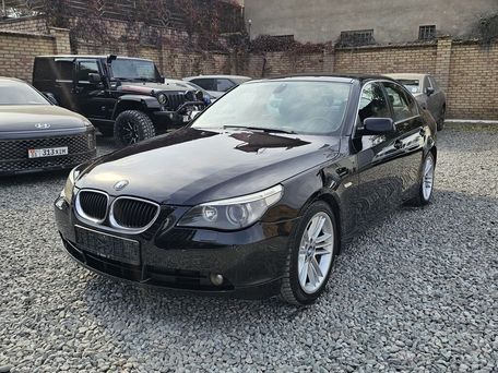 BMW 5 Series, 2005 — photo 2