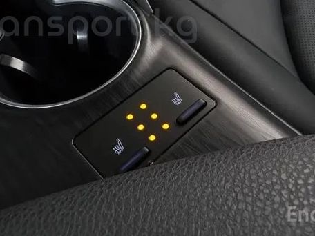 Toyota Camry, 2024 — фото 10