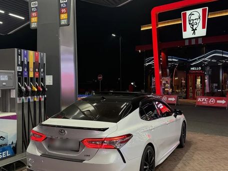 Toyota Camry, 2019 — photo 3