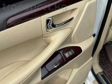 Lexus LX, 2012 — photo 13