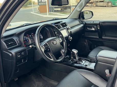 Toyota 4Runner, 2019 — фото 8