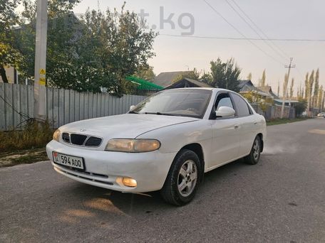 Daewoo Nubira, 1997 — photo 2