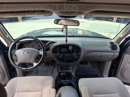 Toyota Sequoia, 2004 — photo 11