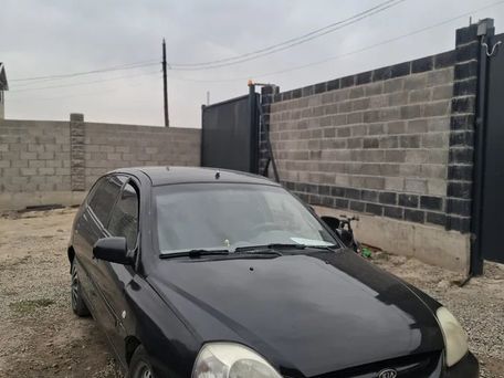 Kia Rio, 2004 — photo 1