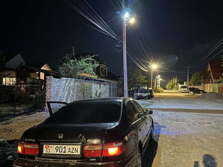 Honda Accord, 1997 — 照片 2
