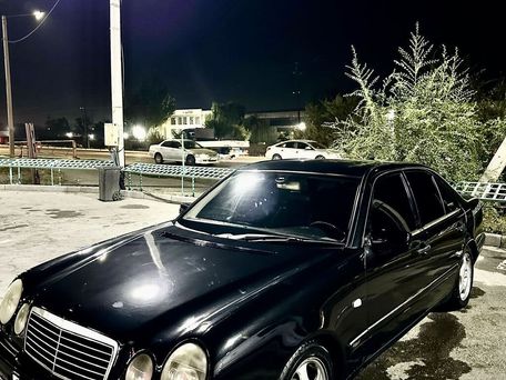 Mercedes-Benz E-Класс, 1999 — 照片 2