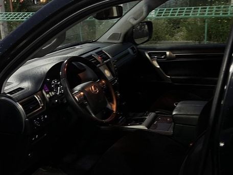 Lexus GX, 2018 — photo 9