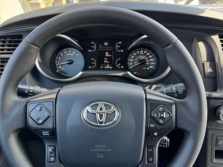 Toyota Sequoia, 2020 — photo 13