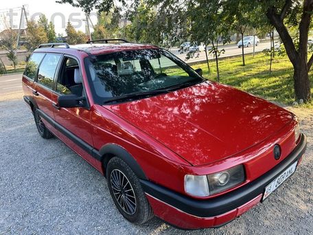 Volkswagen Passat, 1991 — 照片 2