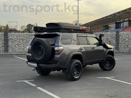 Toyota 4Runner, 2018 — 照片 4