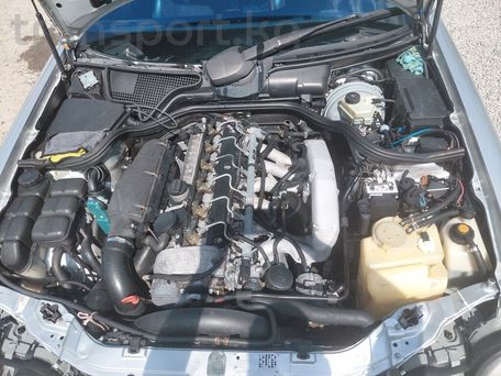 Mercedes-Benz E-Class, 2000 — photo 13