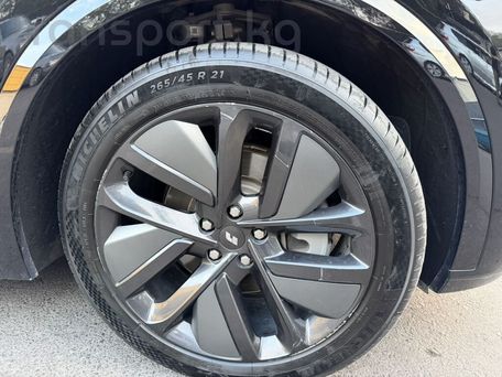 Li Auto (Lixiang) L9, 2023 — photo 12