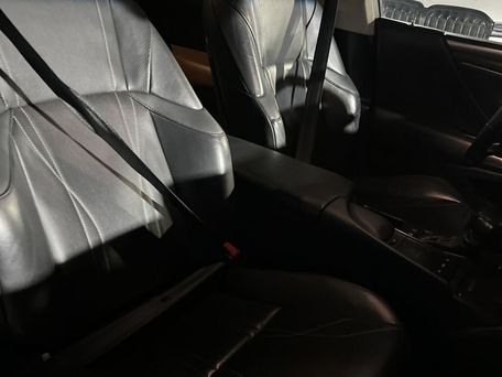 Lexus ES, 2019 — 照片 10