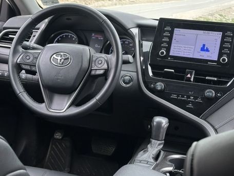 Toyota Camry, 2022 — photo 10