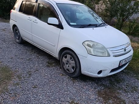 Toyota Raum, 2003 — 照片 9
