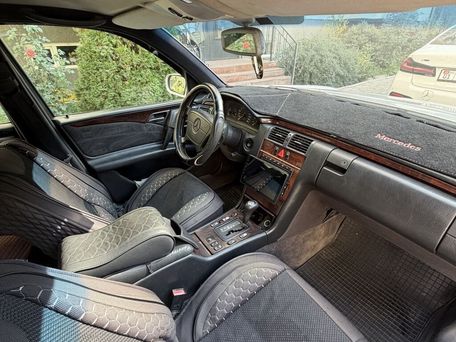 Mercedes-Benz E-Класс, 1996 — сүрөт 3