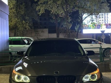 BMW 5 серии, 2006 — 照片 1
