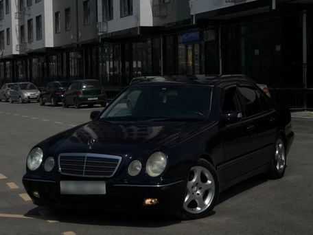 Mercedes-Benz E-Класс, 2001 — фото 1