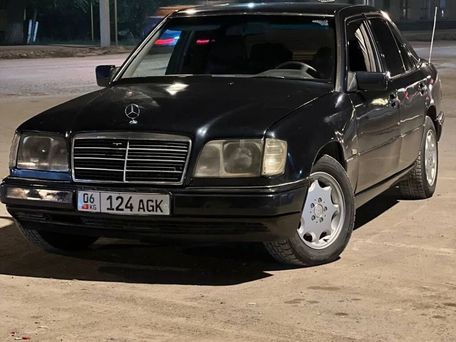 Mercedes-Benz W124, 1994 — 照片 1
