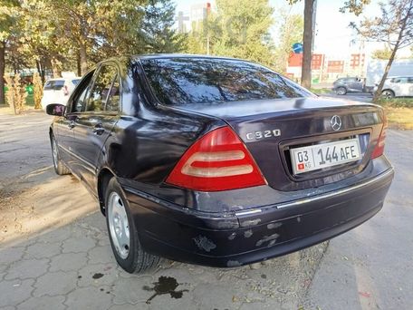 Mercedes-Benz C-Класс, 2001 — 照片 4