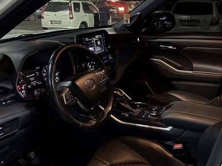 Toyota Highlander, 2020 — photo 7
