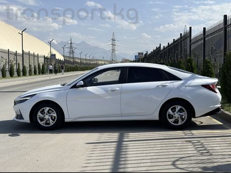 Hyundai Elantra, 2022 — photo 4