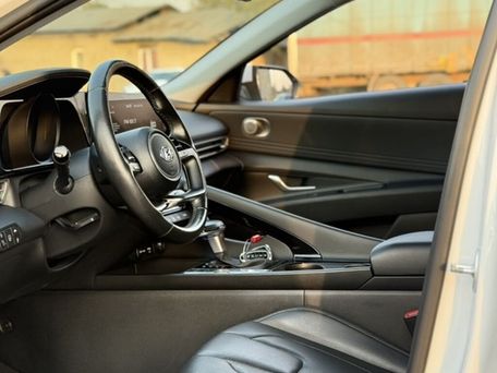 Hyundai Elantra, 2022 — photo 4