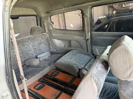 Nissan Serena, 2001 — фото 5
