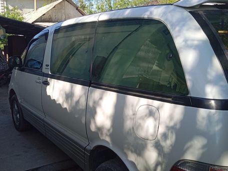 Toyota Estima, 1997 — 照片 3