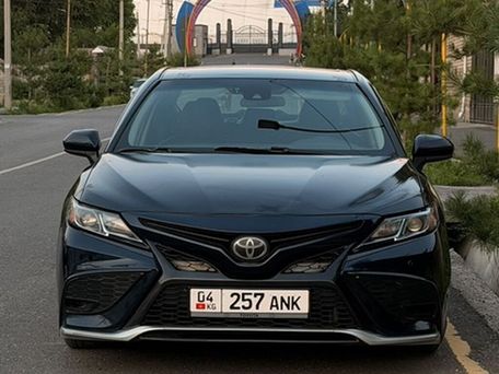 Toyota Camry, 2018 — photo 2