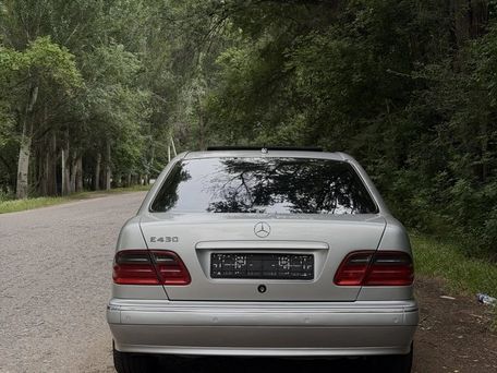 Mercedes-Benz E-Класс, 2000 — сүрөт 5