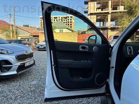 Li Auto (Lixiang) L8, 2023 — photo 7