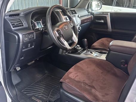 Toyota 4Runner, 2018 — 照片 3