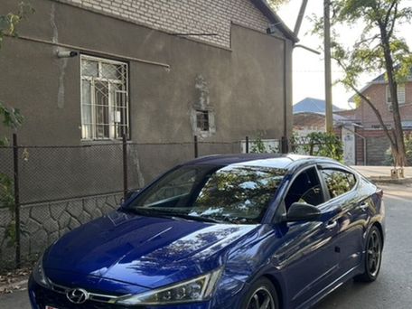 Hyundai Avante, 2019 — 照片 1