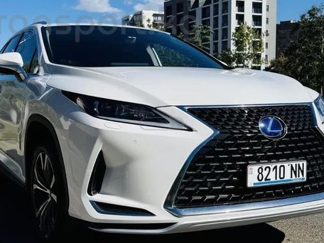 Lexus RX, 2022 — фото 1