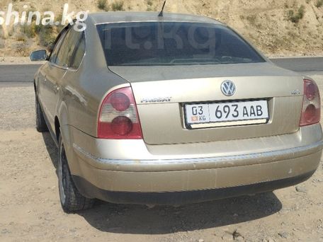 Volkswagen Passat, 2002 — 照片 2