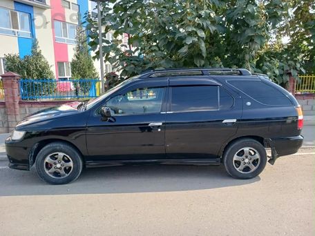 Nissan R'nessa, 1999 — 照片 2