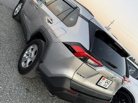 Toyota RAV4, 2020 — photo 4
