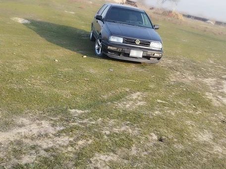 Volkswagen Vento, 1993 — 照片 2