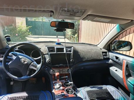 Toyota Highlander, 2011 — photo 5