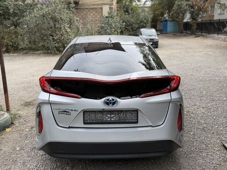 Toyota Prius, 2017 — фото 3