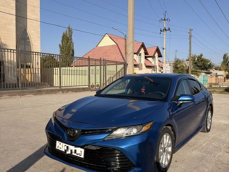 Toyota Camry, 2021 — сүрөт 1