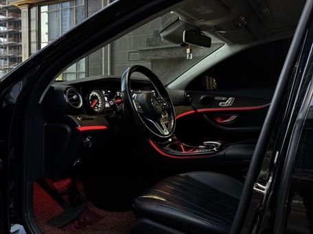 Mercedes-Benz E-Class, 2019 — photo 6