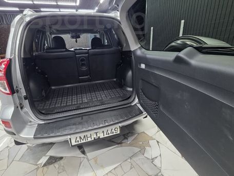 Toyota RAV4, 2009 — сүрөт 12