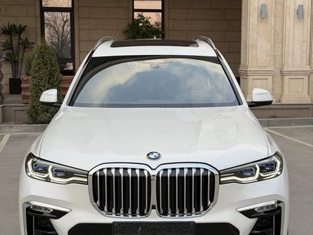 BMW X7, 2021
