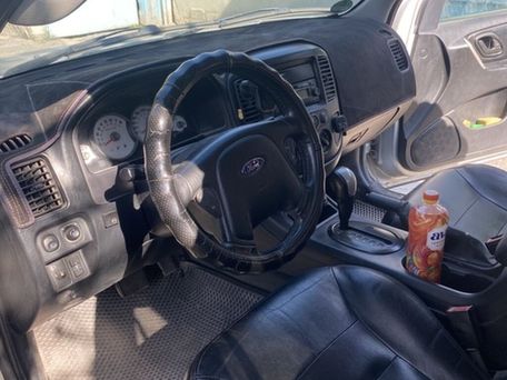 Ford Maverick, 2005 — photo 4